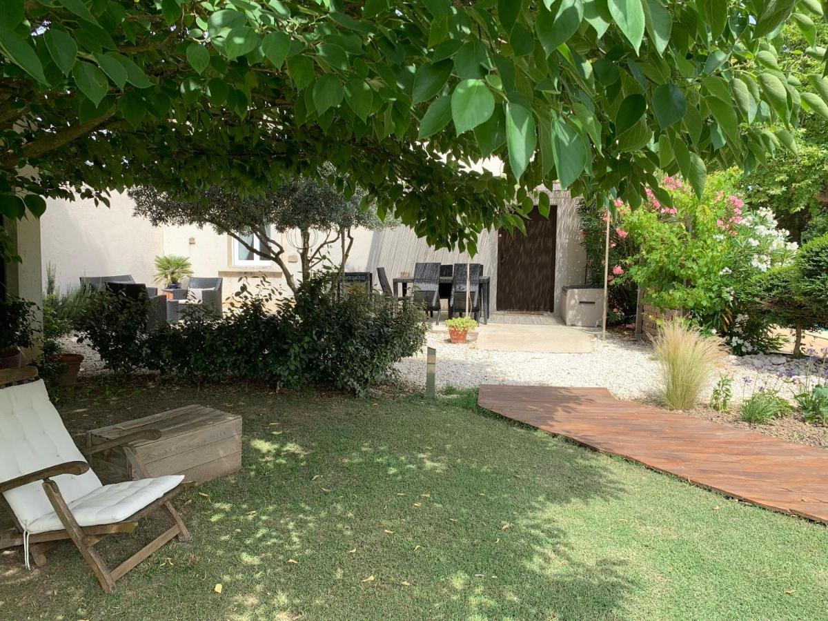 Gîte Bastide LAGREMUSE Sarrians Exterior foto