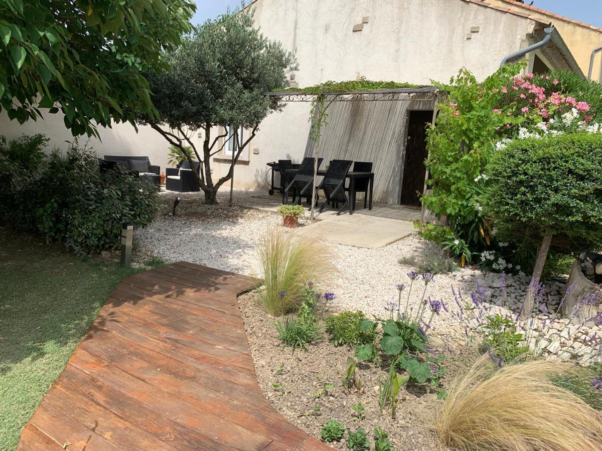 Gîte Bastide LAGREMUSE Sarrians Exterior foto